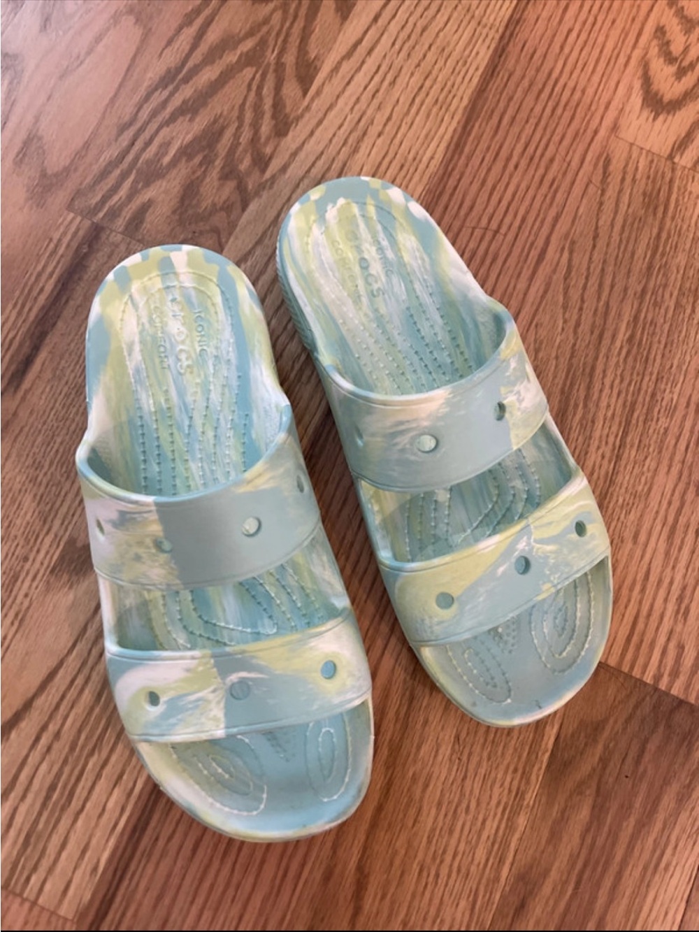 CROCS Swirl Pattern Blue Green Slide Sandals